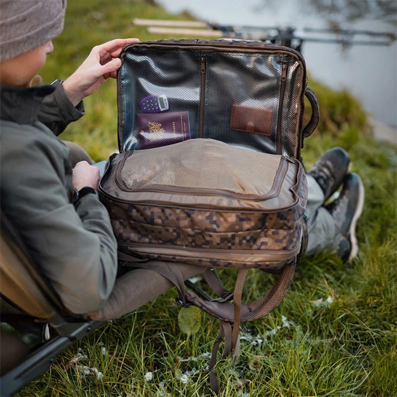 Solar Tackle SP C-Tech Laptop & Gadget Rucksack